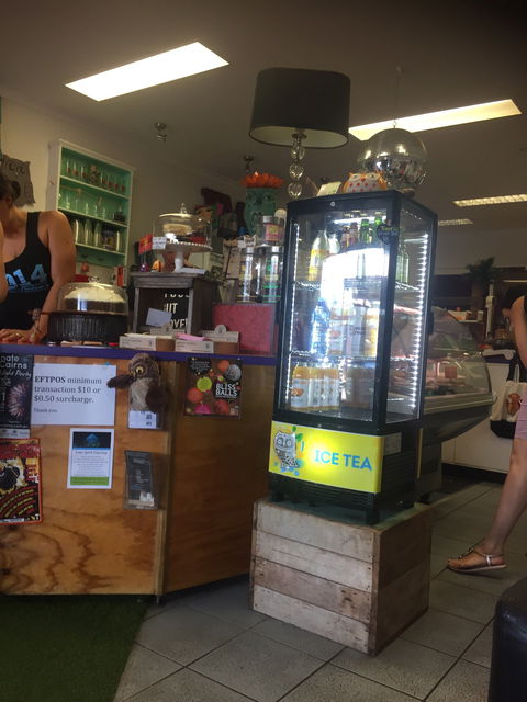 Oskar Healing Cafe - Renee 6