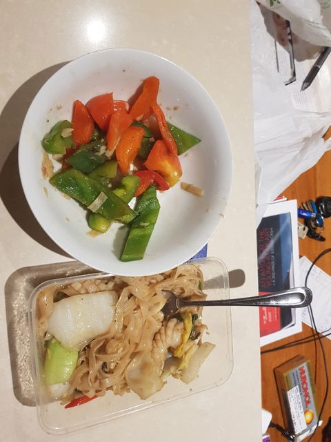Poemphun Thai Takeaway - Renee 4