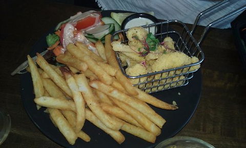 The Bungalow Hotel Gaming Food Bar - Renee 0