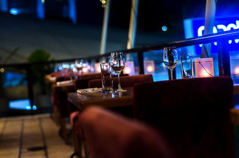 Vivaldis Restaurant - Renee 0