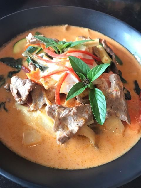 Soi 9 Thai Express - Renee 3
