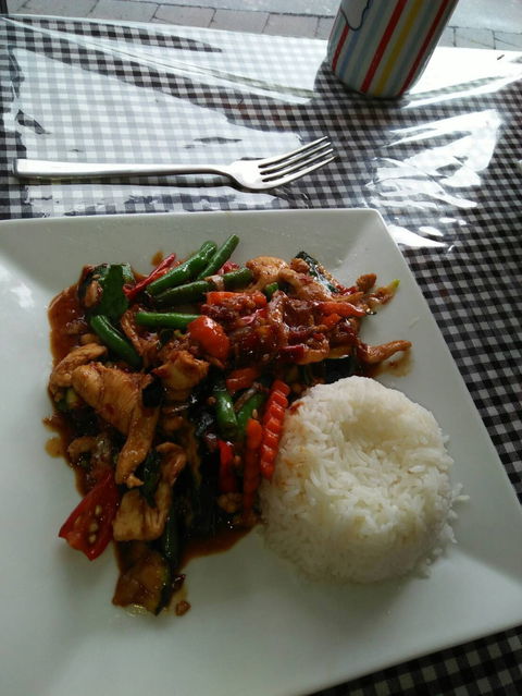 CB Thai Cuisine - Qld Realsetate 2