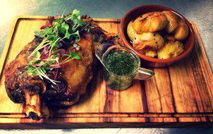 Business in Cleveland QLD Renee Renee