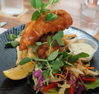 Driftwood restaurant and bar - Swimm