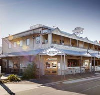 Allenstown Hotel - Renee