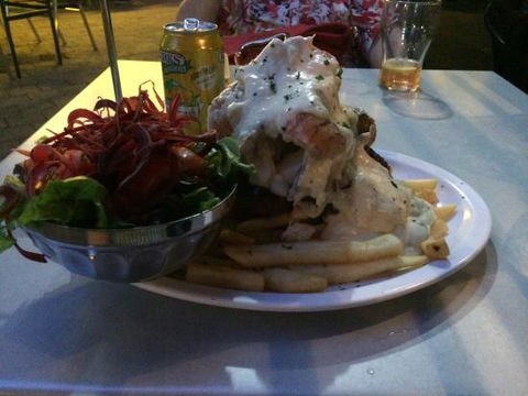 Brunswick Hotel - Renee 0