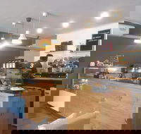 Coffeecidance Cafe - Renee