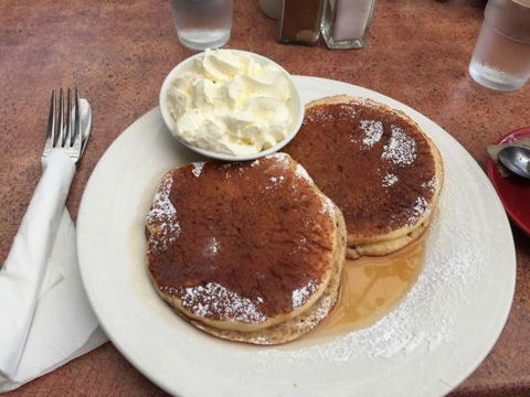 Crumbz Fine Food And Coffee - Renee 0
