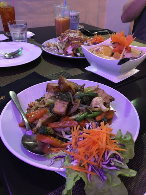Thai Sangtian Restaurant - Renee 4