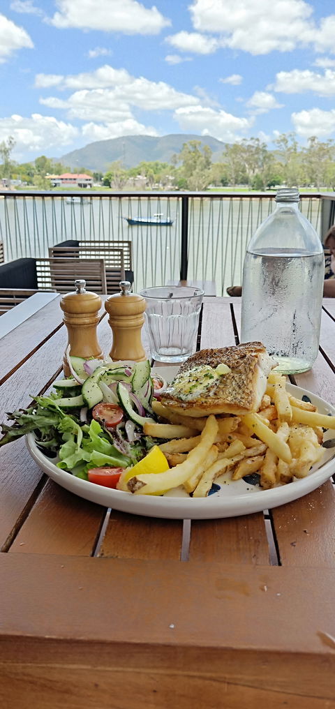 The Boathouse - Renee 1