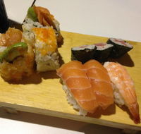 Tsuru Sushi Cafe - Renee