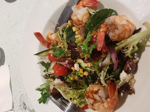 Blue Pacific Hotel - Renee 0