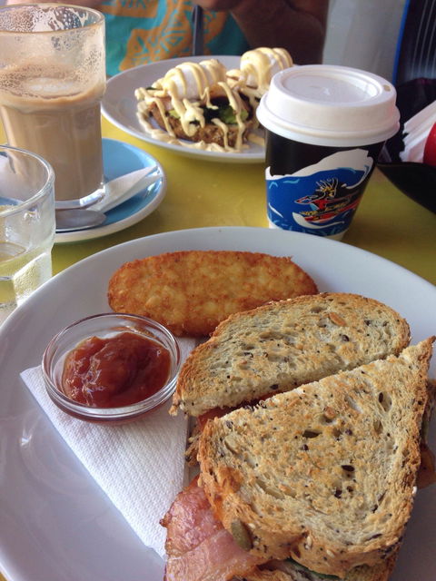 Happys Cafe & Restaurant - Renee 3
