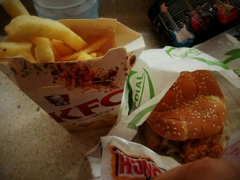 KFC BP Connect Caboolture South - Internet Find 0