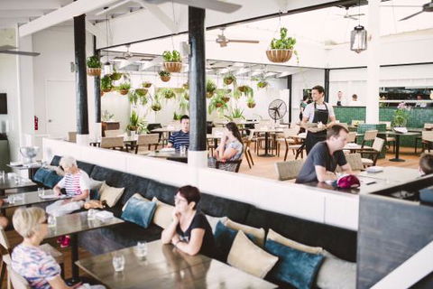 Nu Nu Restaurant - Renee 0