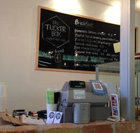 The tucker box - Renee