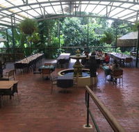 Courtyard Cafe - Swimm