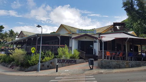 Kuranda Hotel Motel - Swimm 0