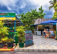 Queen Bee Cafe - Swimm