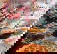 The Mixing Bowl - Cakery Boutique - Internet Find