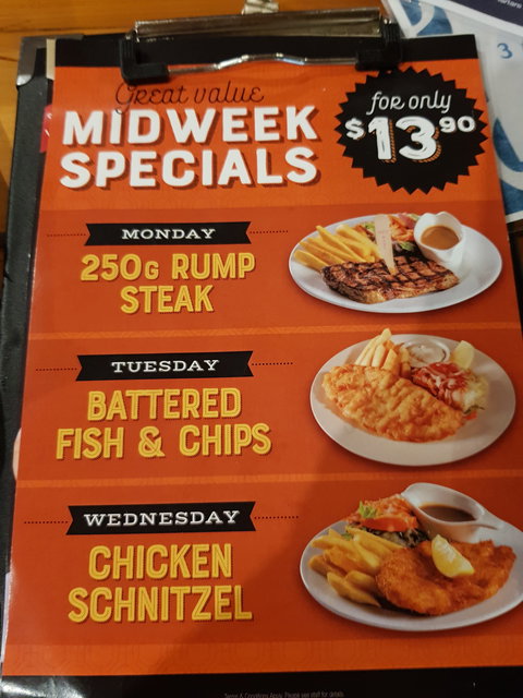 Woodpecker Bar And Grill - Renee 5