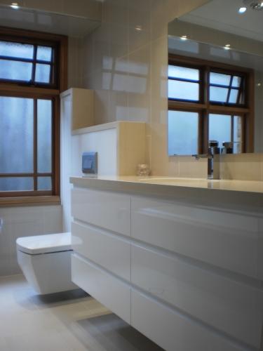 Australian Bathrooms & Kitchens - Internet Find 5