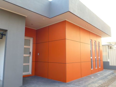 Unique Construction - Internet Find 0