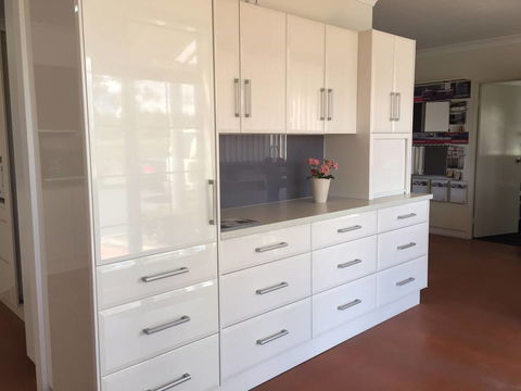 Steinhardt’s Kitchens & Joinery - Renee 0