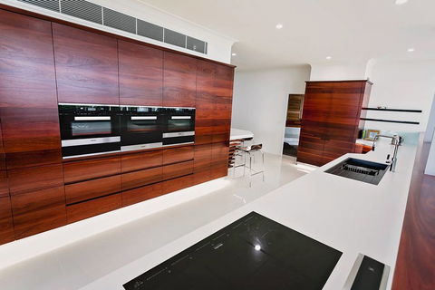 Artizan Cabinets - Renee 4
