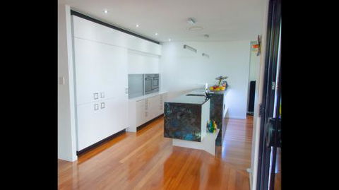 Nissen Quality Cabinet Makers & Stone Masons - Renee 0