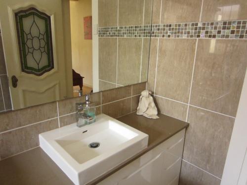 Bathroom Renovators Kurri Kurri NSW Swimm