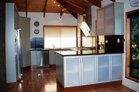 Optima Kitchens - Renee 0