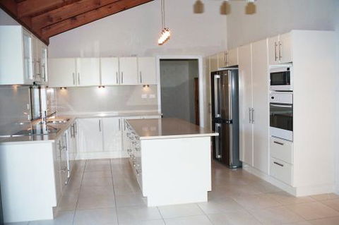Optima Kitchens - Renee 2