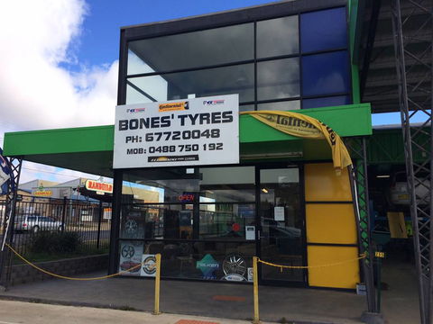 Bones Tyres - Renee 3