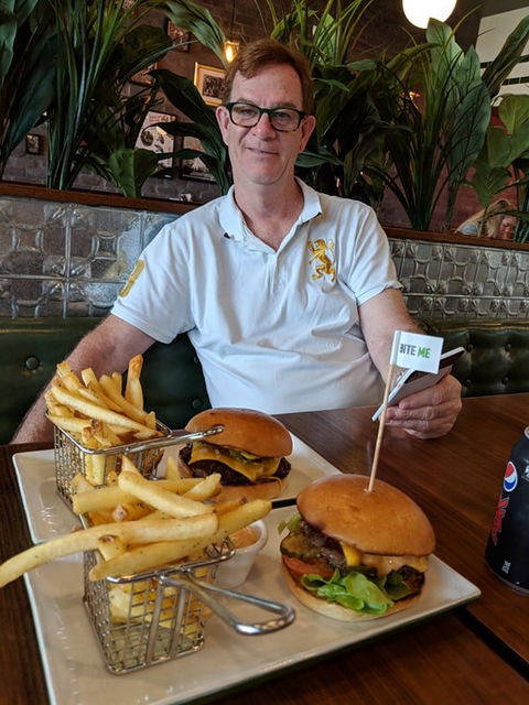Burger Urge - Renee 4