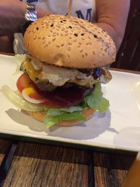 Burger Urge - Renee 6