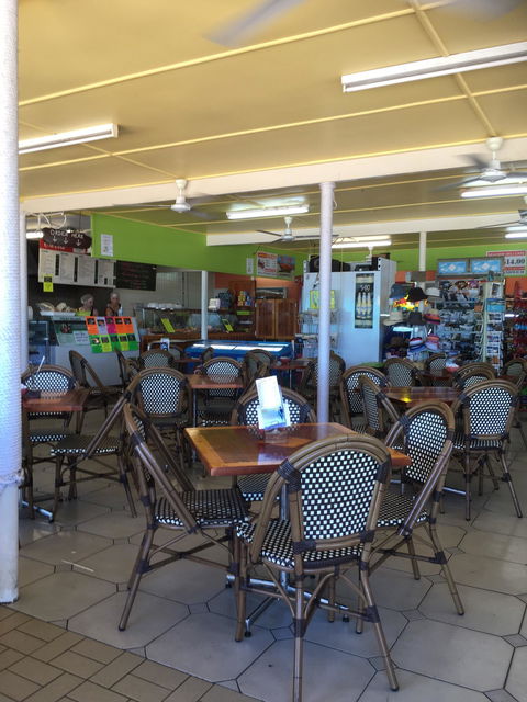 Cardwell Seafood - Petrol Stations 4