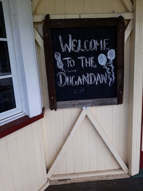 Dugandan Hotel - Internet Find 5