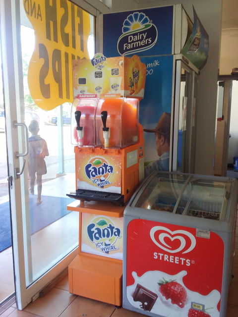 Gilld N Guttd Seafood Place - Renee 4