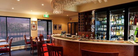Kobbers Motor Inn Restaurant - Renee 0