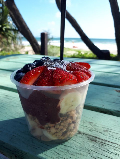 Rainbow Beach Fruit And Takeaway - Renee 1