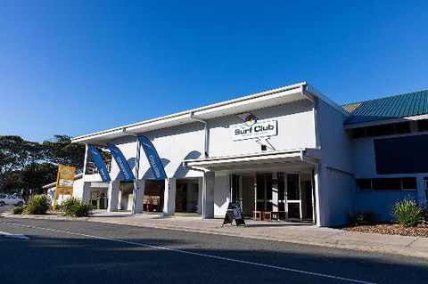 The Surf Club Bribie Island - Swimm 0