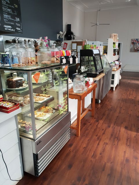 Gidgee Bean Cafe @ Cunnamulla - Renee 1