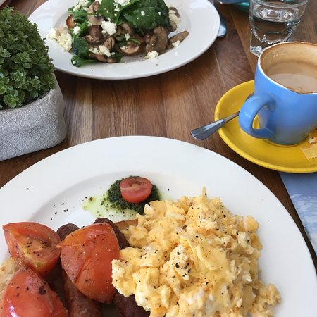 Gidgee Bean Cafe @ Cunnamulla - Renee 0