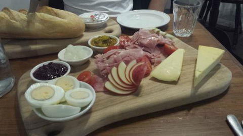 Jersey Girls Cafe - Internet Find 0