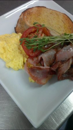 Food Delivery Mooloolah Valley QLD Swimm