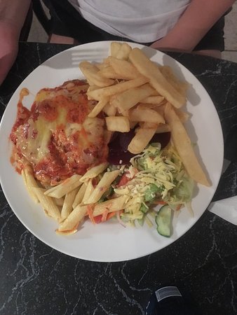 Mud Hut Hotel - Renee 0