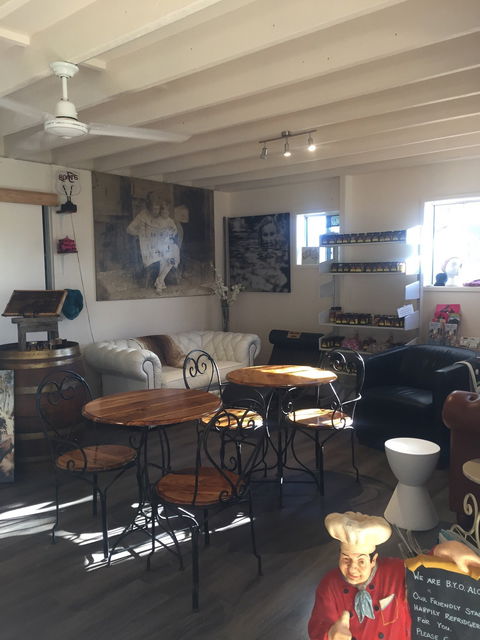 Packing Shed Cafe - Renee 4