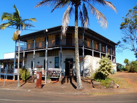Peeramon Hotel - Petrol Stations 0