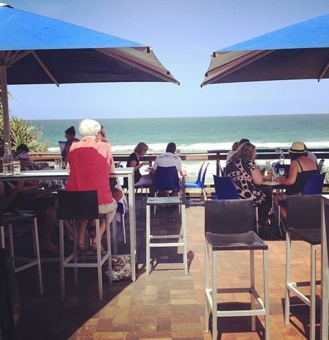 Sunshine Beach Surf Club - Renee 5
